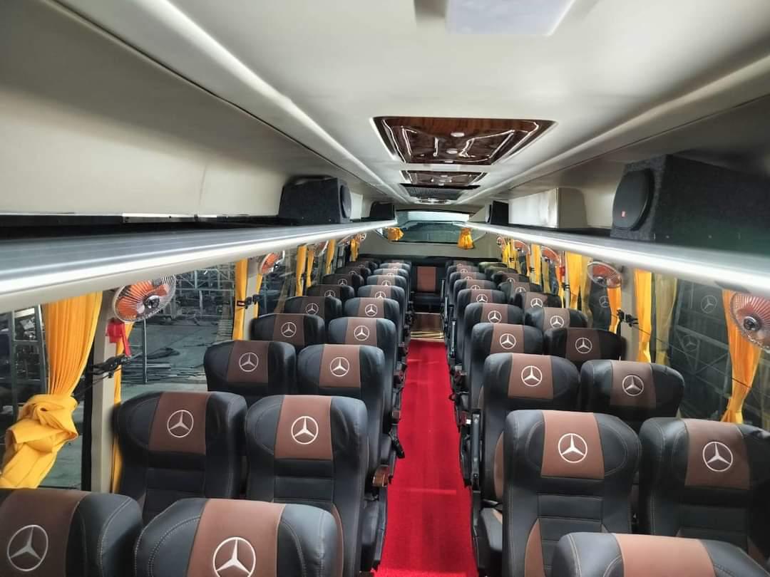 Luxury Bus 45-49 Seater
